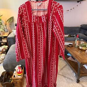 Red and White Patterned nightgown moomoo